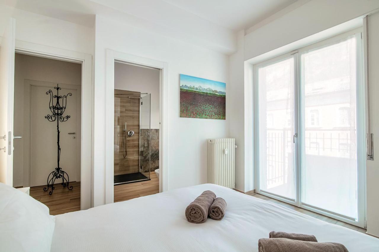 Appartement Piazza Roma - The House Of Travelers à Côme Extérieur photo